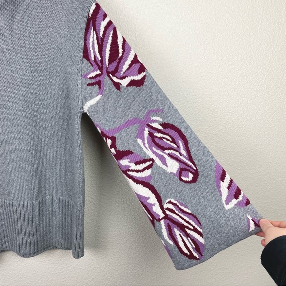 Cabi Women's Medium Eden Turtleneck Pullover Sweater Bell Statement Sleeves Gray - Picture 12 of 16